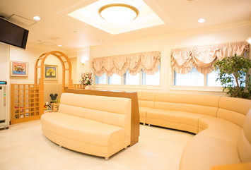 よしかた産婦人科のキッズスペース完備の待合室